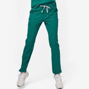 Figs Yola Scrub Bottom in Hunter Green